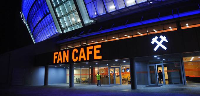  Fan Café 